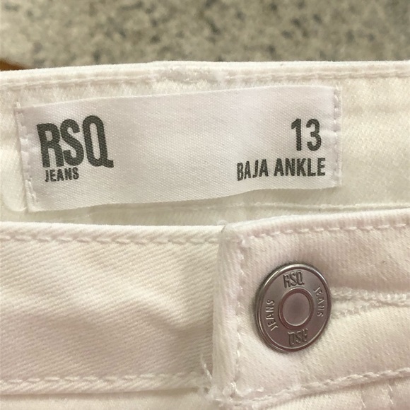 Jeans - Picture 4 of 4